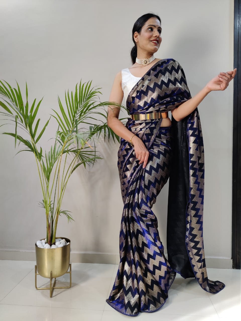 1-MIN READY TO WEAR  SAREE IN   Zig Zag