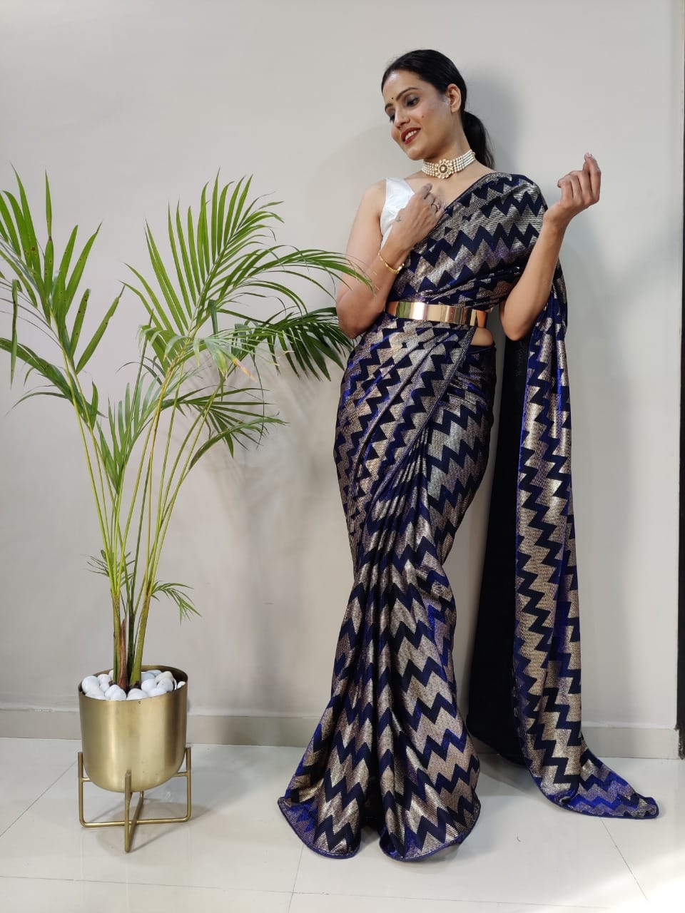 1-MIN READY TO WEAR  SAREE IN   Zig Zag