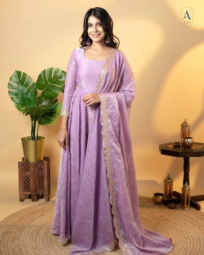 Đěsigner Party Wear Look Fancy Umbrella Gown,Dupatta & Bottom Set