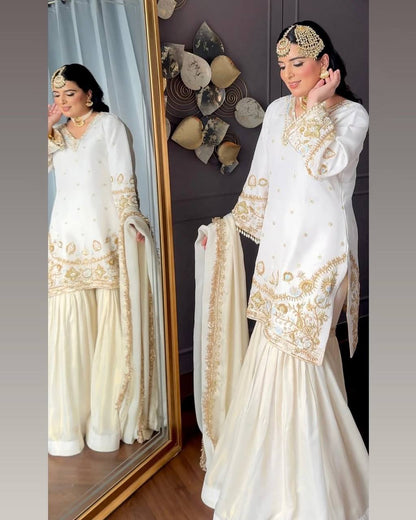 EID SPECIAL DESIGNER TRENDING  TOP WITH SEQUANCE EMBROIDERY WORK WITH SARARA AND DUPATTA