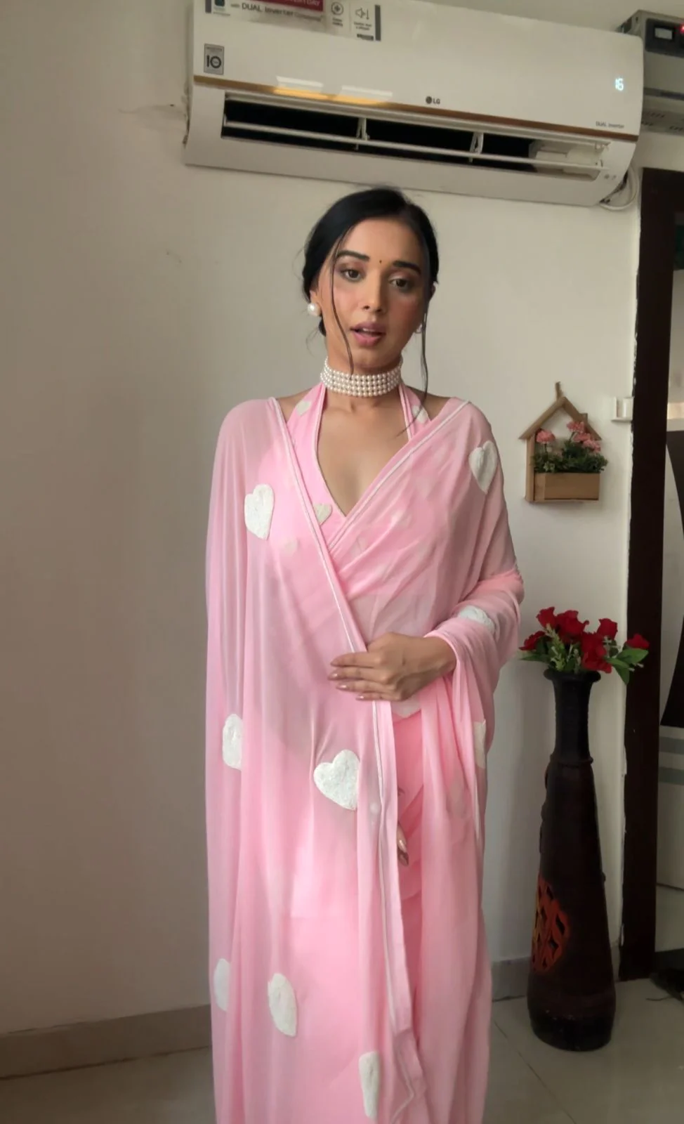 1 MIN READY TO WEAR SAREE IN IMPORTED GEORGTTE WITH BLOUSE