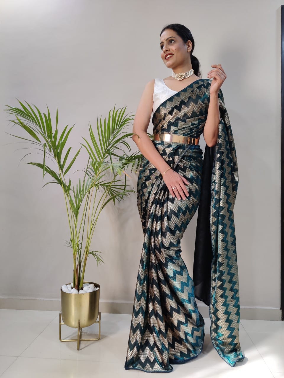 1-MIN READY TO WEAR  SAREE IN   Zig Zag