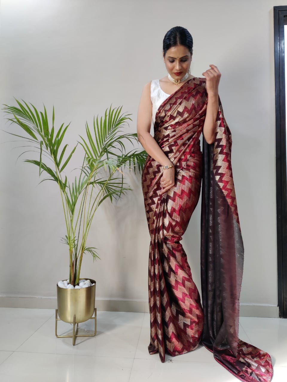 1-MIN READY TO WEAR  SAREE IN   Zig Zag