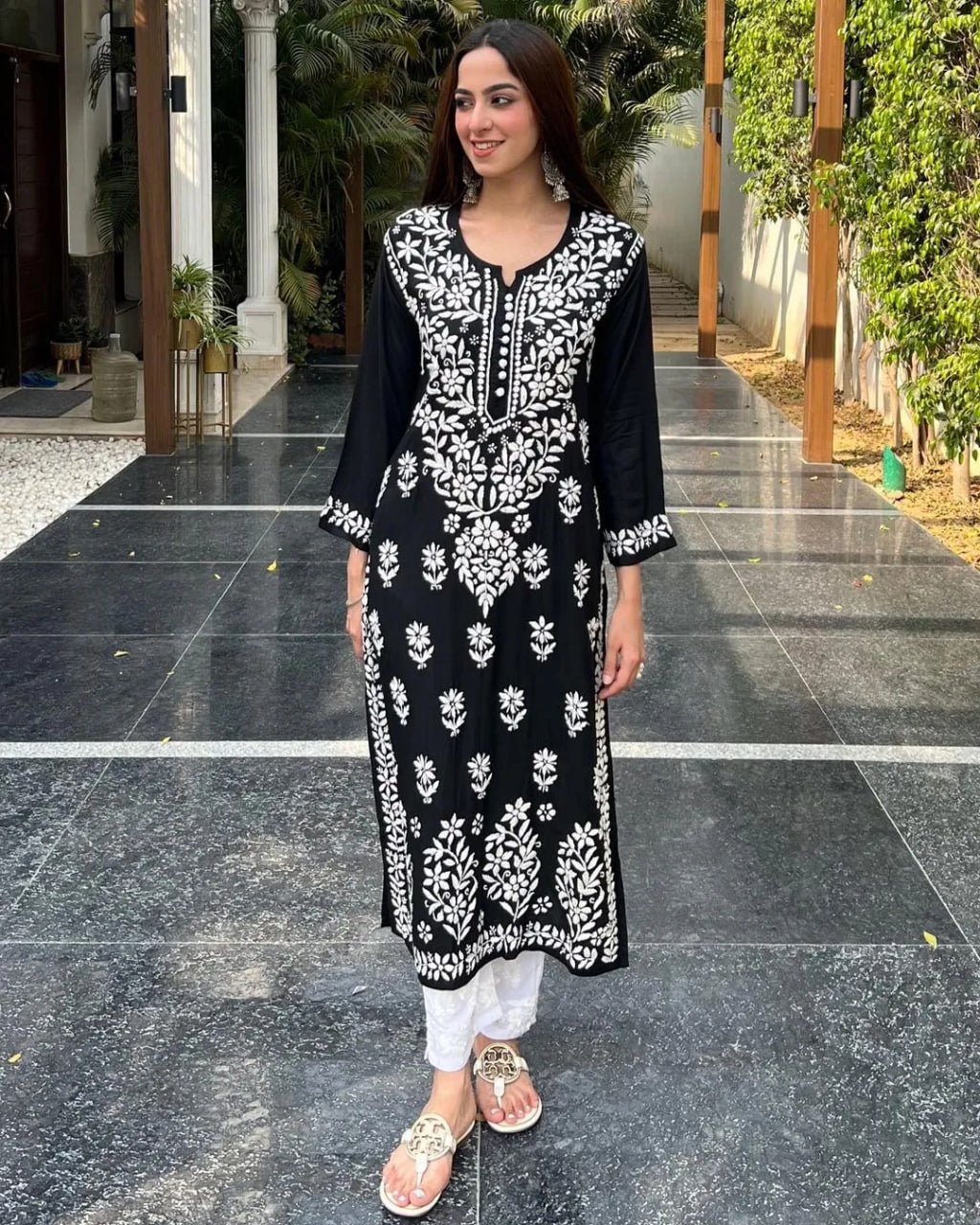 Black Rayon Cotton Chikankari Kurta With Pant